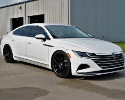 Белый Фольксваген Arteon, объемом двигателя 2 л и пробегом 59 тыс. км за 19000 $, фото 2 на Automoto.ua