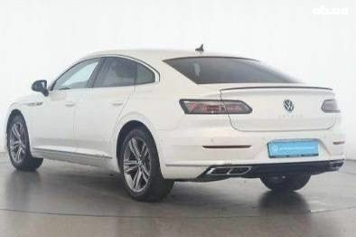 Белый Фольксваген Arteon, объемом двигателя 2 л и пробегом 15 тыс. км за 41990 $, фото 4 на Automoto.ua