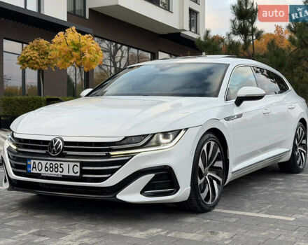 Белый Фольксваген Arteon, объемом двигателя 2 л и пробегом 93 тыс. км за 41500 $, фото 3 на Automoto.ua