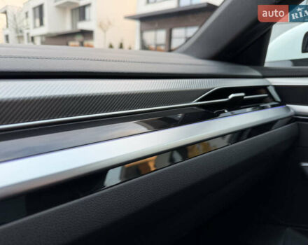 Белый Фольксваген Arteon, объемом двигателя 2 л и пробегом 93 тыс. км за 41500 $, фото 48 на Automoto.ua