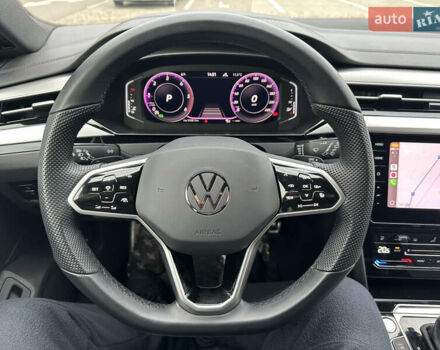 Белый Фольксваген Arteon, объемом двигателя 2 л и пробегом 163 тыс. км за 35700 $, фото 29 на Automoto.ua
