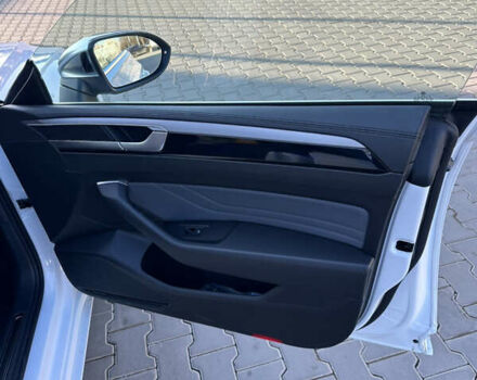 Білий Фольксваген Arteon, об'ємом двигуна 2 л та пробігом 155 тис. км за 36700 $, фото 25 на Automoto.ua