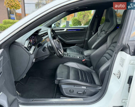 Белый Фольксваген Arteon, объемом двигателя 2 л и пробегом 93 тыс. км за 41500 $, фото 26 на Automoto.ua