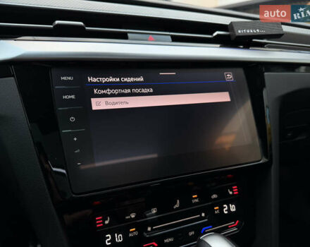 Белый Фольксваген Arteon, объемом двигателя 2 л и пробегом 93 тыс. км за 41500 $, фото 64 на Automoto.ua