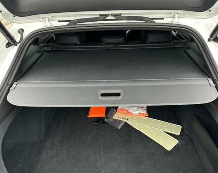 Белый Фольксваген Arteon, объемом двигателя 2 л и пробегом 163 тыс. км за 35700 $, фото 43 на Automoto.ua