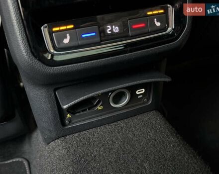 Белый Фольксваген Arteon, объемом двигателя 2 л и пробегом 93 тыс. км за 41500 $, фото 71 на Automoto.ua