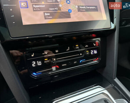 Белый Фольксваген Arteon, объемом двигателя 2 л и пробегом 93 тыс. км за 41500 $, фото 42 на Automoto.ua