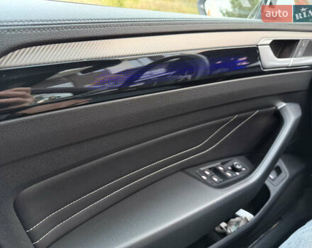 Белый Фольксваген Arteon, объемом двигателя 2 л и пробегом 93 тыс. км за 41500 $, фото 46 на Automoto.ua