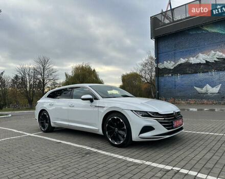 Белый Фольксваген Arteon, объемом двигателя 2 л и пробегом 163 тыс. км за 35700 $, фото 32 на Automoto.ua