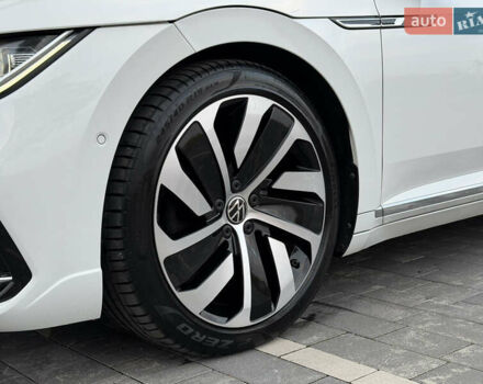 Белый Фольксваген Arteon, объемом двигателя 2 л и пробегом 93 тыс. км за 41500 $, фото 13 на Automoto.ua