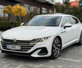 Белый Фольксваген Arteon, объемом двигателя 2 л и пробегом 93 тыс. км за 41500 $, фото 2 на Automoto.ua