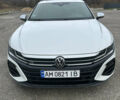 Белый Фольксваген Arteon, объемом двигателя 1.98 л и пробегом 28 тыс. км за 52000 $, фото 3 на Automoto.ua