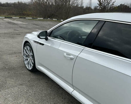 Белый Фольксваген Arteon, объемом двигателя 1.98 л и пробегом 28 тыс. км за 52000 $, фото 5 на Automoto.ua