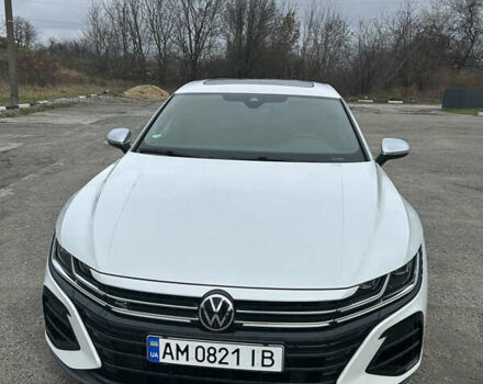 Белый Фольксваген Arteon, объемом двигателя 1.98 л и пробегом 28 тыс. км за 52000 $, фото 2 на Automoto.ua