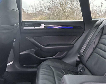 Белый Фольксваген Arteon, объемом двигателя 1.98 л и пробегом 28 тыс. км за 52000 $, фото 20 на Automoto.ua