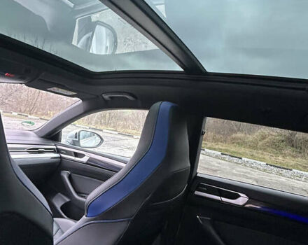 Белый Фольксваген Arteon, объемом двигателя 1.98 л и пробегом 28 тыс. км за 52000 $, фото 23 на Automoto.ua