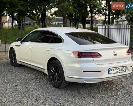 Белый Фольксваген Arteon, объемом двигателя 2 л и пробегом 229 тыс. км за 22000 $, фото 15 на Automoto.ua