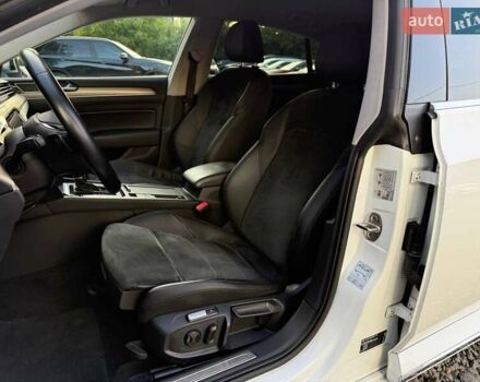 Белый Фольксваген Arteon, объемом двигателя 2 л и пробегом 229 тыс. км за 22000 $, фото 28 на Automoto.ua