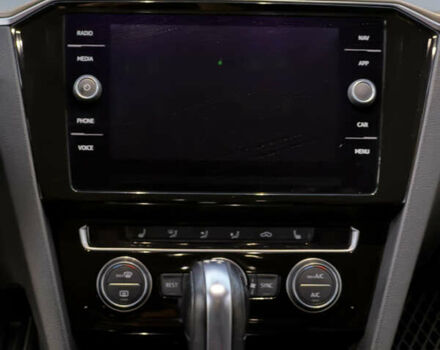 Білий Фольксваген Arteon, об'ємом двигуна 1.97 л та пробігом 160 тис. км за 27000 $, фото 22 на Automoto.ua