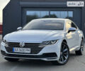 Белый Фольксваген Arteon, объемом двигателя 2 л и пробегом 223 тыс. км за 27500 $, фото 2 на Automoto.ua