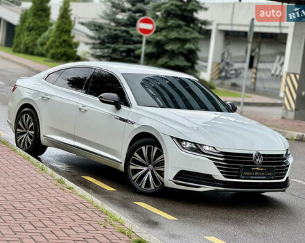 Белый Фольксваген Arteon, объемом двигателя 2 л и пробегом 206 тыс. км за 24500 $, фото 2 на Automoto.ua