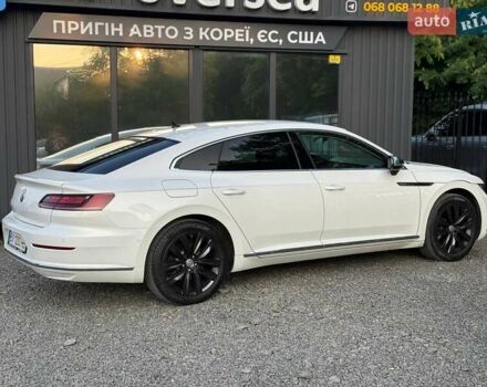 Белый Фольксваген Arteon, объемом двигателя 2 л и пробегом 229 тыс. км за 22000 $, фото 10 на Automoto.ua