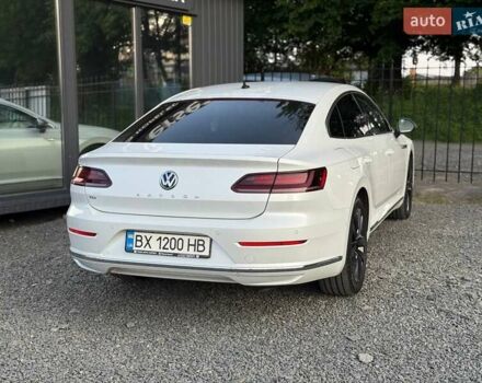 Белый Фольксваген Arteon, объемом двигателя 2 л и пробегом 229 тыс. км за 22000 $, фото 12 на Automoto.ua