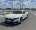 Белый Фольксваген Arteon, объемом двигателя 2 л и пробегом 155 тыс. км за 29700 $, фото 3 на Automoto.ua