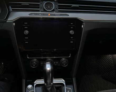 Білий Фольксваген Arteon, об'ємом двигуна 1.97 л та пробігом 160 тис. км за 27000 $, фото 15 на Automoto.ua