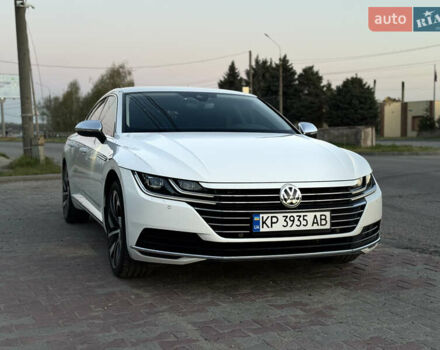 Білий Фольксваген Arteon, об'ємом двигуна 1.97 л та пробігом 160 тис. км за 27000 $, фото 16 на Automoto.ua