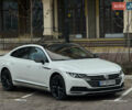 Белый Фольксваген Arteon, объемом двигателя 2 л и пробегом 132 тыс. км за 25700 $, фото 5 на Automoto.ua