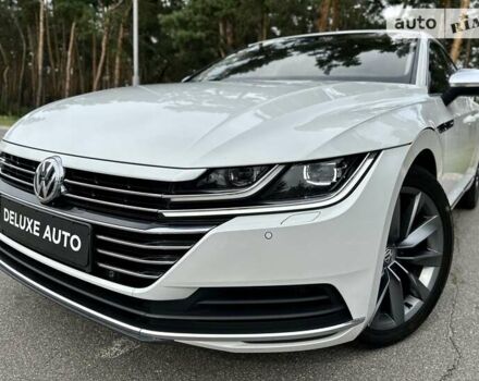 Белый Фольксваген Arteon, объемом двигателя 1.98 л и пробегом 223 тыс. км за 26900 $, фото 4 на Automoto.ua