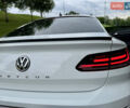Белый Фольксваген Arteon, объемом двигателя 2 л и пробегом 206 тыс. км за 24500 $, фото 22 на Automoto.ua