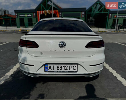 Фольксваген Arteon 2017 в Киеве на Automoto.ua Белый Фольксваген Arteon, объемом двигателя 1.97 л и пробегом 212 тыс. км за 24000 $, фото 14 на Automoto.ua