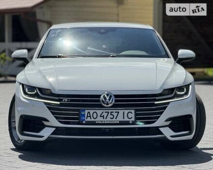 Белый Фольксваген Arteon, объемом двигателя 2 л и пробегом 249 тыс. км за 26900 $, фото 19 на Automoto.ua