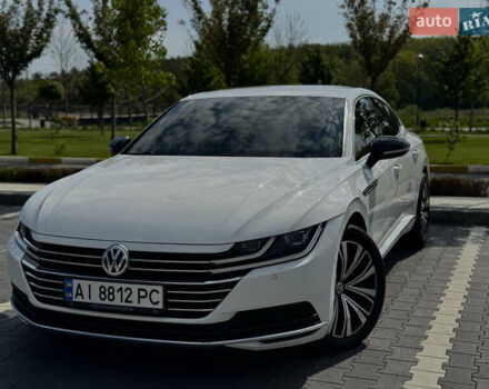 Фольксваген Arteon 2017 в Киеве на Automoto.ua Белый Фольксваген Arteon, объемом двигателя 1.97 л и пробегом 212 тыс. км за 24000 $, фото 11 на Automoto.ua