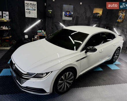Фольксваген Arteon 2017 в Киеве на Automoto.ua Белый Фольксваген Arteon, объемом двигателя 1.97 л и пробегом 212 тыс. км за 24000 $, фото 6 на Automoto.ua