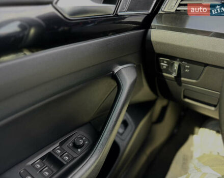 Фольксваген Arteon 2017 в Киеве на Automoto.ua Белый Фольксваген Arteon, объемом двигателя 1.97 л и пробегом 212 тыс. км за 24000 $, фото 26 на Automoto.ua