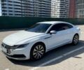 Белый Фольксваген Arteon, объемом двигателя 2 л и пробегом 185 тыс. км за 26500 $, фото 4 на Automoto.ua