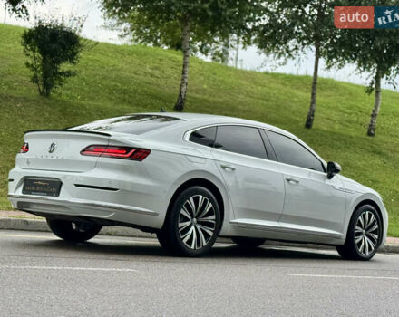 Белый Фольксваген Arteon, объемом двигателя 2 л и пробегом 206 тыс. км за 24500 $, фото 16 на Automoto.ua