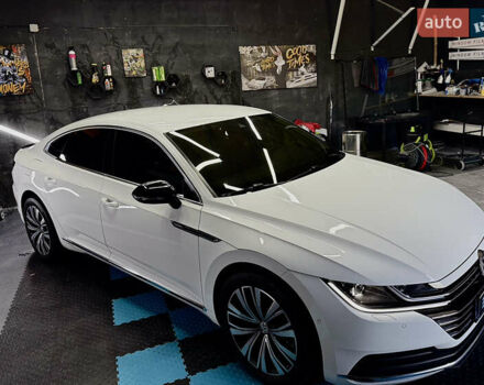 Фольксваген Arteon 2017 в Киеве на Automoto.ua Белый Фольксваген Arteon, объемом двигателя 1.97 л и пробегом 212 тыс. км за 24000 $, фото 7 на Automoto.ua