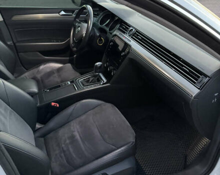 Білий Фольксваген Arteon, об'ємом двигуна 1.97 л та пробігом 160 тис. км за 27000 $, фото 47 на Automoto.ua