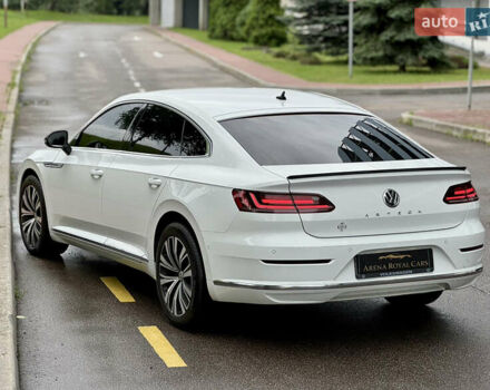 Белый Фольксваген Arteon, объемом двигателя 2 л и пробегом 206 тыс. км за 24500 $, фото 14 на Automoto.ua