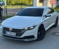 Белый Фольксваген Arteon, объемом двигателя 2 л и пробегом 244 тыс. км за 21900 $, фото 1 на Automoto.ua