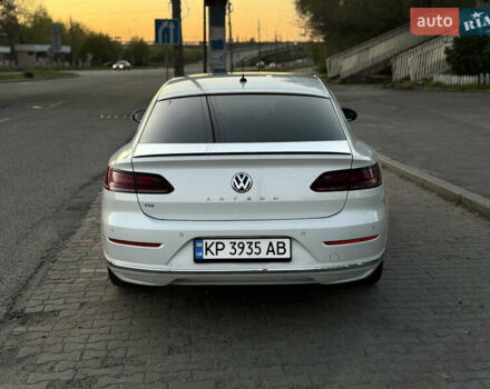 Білий Фольксваген Arteon, об'ємом двигуна 1.97 л та пробігом 160 тис. км за 27000 $, фото 4 на Automoto.ua