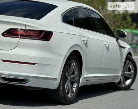 Білий Фольксваген Arteon, об'ємом двигуна 2 л та пробігом 249 тис. км за 26900 $, фото 9 на Automoto.ua