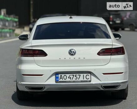 Белый Фольксваген Arteon, объемом двигателя 2 л и пробегом 249 тыс. км за 26900 $, фото 6 на Automoto.ua