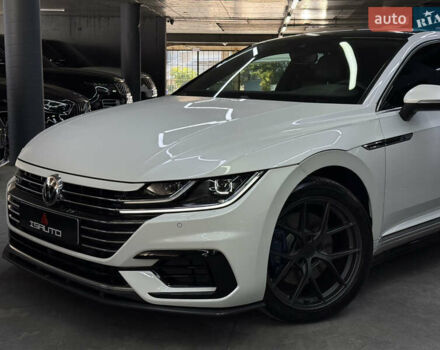 Фольксваген Arteon 2017 в Одессе на Automoto.ua Белый Фольксваген Arteon, объемом двигателя 1.98 л и пробегом 81 тыс. км за 31900 $, фото 8 на Automoto.ua