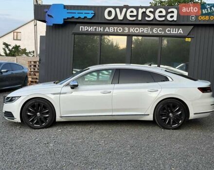 Белый Фольксваген Arteon, объемом двигателя 2 л и пробегом 229 тыс. км за 22000 $, фото 2 на Automoto.ua