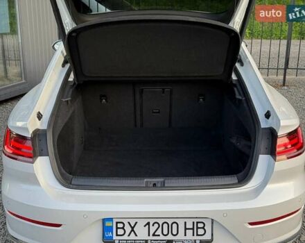 Белый Фольксваген Arteon, объемом двигателя 2 л и пробегом 229 тыс. км за 22000 $, фото 56 на Automoto.ua